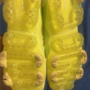 mens lime green nikes